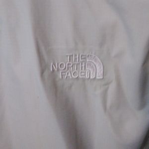 The NORTH FACE JACKET